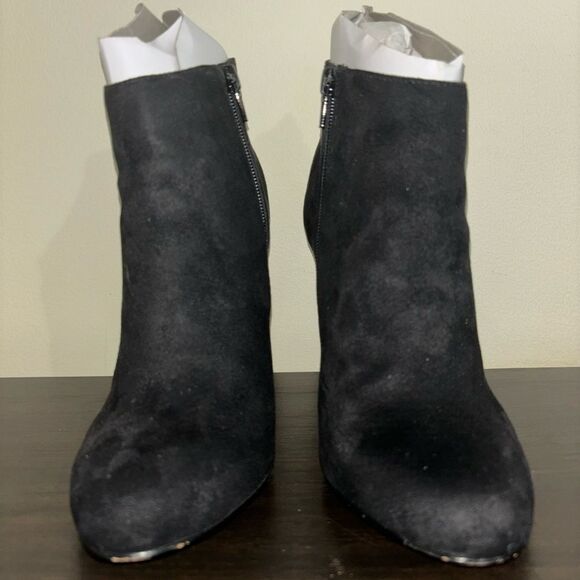 Call It Spring LoveLarwen GUC Metallic-Heel Velvet Black Boots - Picture 2 of 7